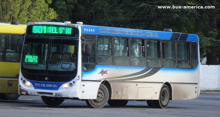 Mercedes-Benz OF 1417 - Metalpar Tronador - 11 de Junio
FJP 636

Línea 501 (Pdo. Luján), interno 5



Archivo originalmente posteado en mayo de 2019
