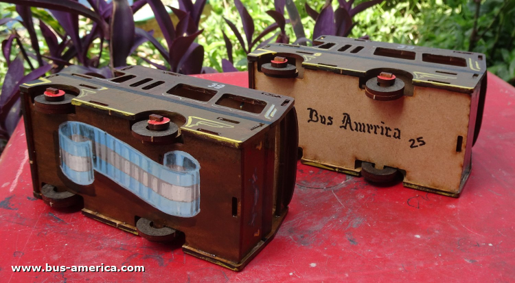 Bus America - Santa Fe [juguete / miniatura]
[url=https://bus-america.com/galeria/displayimage.php?pid=69717]https://bus-america.com/galeria/displayimage.php?pid=69717[/url]
[url=https://bus-america.com/galeria/displayimage.php?pid=69923]https://bus-america.com/galeria/displayimage.php?pid=69922[/url]
[url=https://bus-america.com/galeria/displayimage.php?pid=69924]https://bus-america.com/galeria/displayimage.php?pid=69924[/url]

Línea 39 (Buenos Aires), interno 7 [juguete / miniatura] (izquierda)

Línea 39 (Buenos Aires), interno 8 [juguete / miniatura] (derecha)
