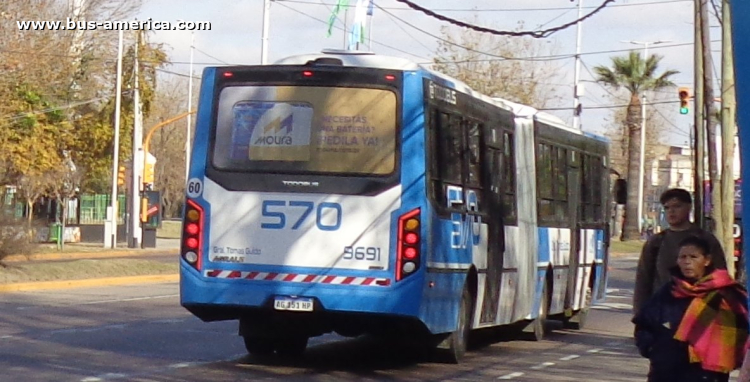 Agrale MA 27.0 - Todo Bus Palermo - Gral.Tomás Guido
AG 151 HP
[url=https://bus-america.com/galeria/displayimage.php?pid=66617]https://bus-america.com/galeria/displayimage.php?pid=66617[/url]
[url=https://bus-america.com/galeria/displayimage.php?pid=66618]https://bus-america.com/galeria/displayimage.php?pid=66618[/url]

Línea 570 (Pdo. Avellaneda), interno 9691
