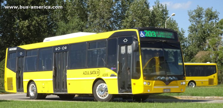 Mercedes-Benz O 500 U - Nuovobus Menghi Euro - Azul
AE 394 MD
[url=https://bus-america.com/galeria/displayimage.php?pid=67136]https://bus-america.com/galeria/displayimage.php?pid=67136[/url]

Línea 203 (Prov. Buenos Aires), interno 4309
