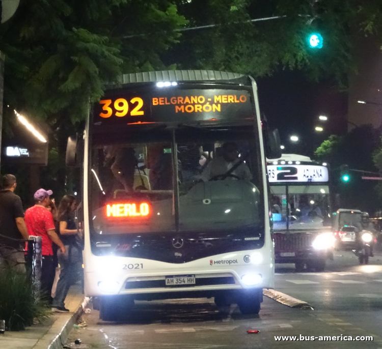 Mercedes-Benz OF 1621 - Nuovobus Cittá PH 71 - Metropol , Libertador San Martín
AH 354 HH
[url=https://bus-america.com/galeria/displayimage.php?pid=69610]https://bus-america.com/galeria/displayimage.php?pid=69610[/url]
[url=https://bus-america.com/galeria/displayimage.php?pid=69612]https://bus-america.com/galeria/displayimage.php?pid=69612[/url]
[url=https://bus-america.com/galeria/displayimage.php?pid=70119]https://bus-america.com/galeria/displayimage.php?pid=70119[/url]

Línea 392 Est.Liniers-Merlo (Buenos Aires, no autorizada - cumpliendo fraccionamiento línea 136), interno 2021
Línea 392 (Prov.Buenos Aires), interno 2021


Servicio provisorio por el fin de semana largo de Carnaval, entre el 14 y 17 de febrero, ante la supresión del servicio del ferrocarril Sarmiento entre Once y Haedo.
