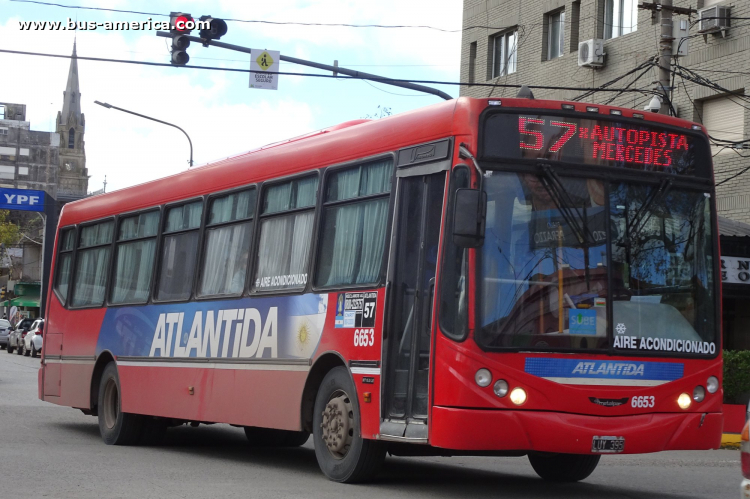 Agrale MT 15.0 LE - Metalpar Iguazú 2010 - Atlántida
LUY 395
[url=https://bus-america.com/galeria/displayimage.php?pid=52262]https://bus-america.com/galeria/displayimage.php?pid=52262[/url]

Línea 410 (Prov. Buenos Aires - cumplido con unidad de línea 57 de Buenos Aires), interno 6653
