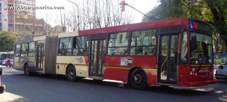 Mercedes-Benz O-500 UA - Metalpar Iguazú 2007 - Empresa Línea 216
JVM 317
[url=https://bus-america.com/galeria/displayimage.php?pid=55947]https://bus-america.com/galeria/displayimage.php?pid=55947[/url]

Línea 166 (Buenos Aires), interno 69
