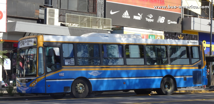 Mercedes-Benz OH 1621 L SB - Metalpar Iguazú 2010 - La Cabaña
AA 233 NG
[url=https://bus-america.com/galeria/displayimage.php?pid=56532]https://bus-america.com/galeria/displayimage.php?pid=56532[/url]
[url=https://bus-america.com/galeria/displayimage.php?pid=56534]https://bus-america.com/galeria/displayimage.php?pid=56534[/url]

Línea 174 (Buenos Aires), interno 602
