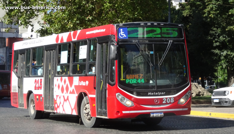 Mercedes-Benz OH 1721 L SB - Metalpar Iguazú Nueva Generación - Nueve de Julio
AB 397 BN

Línea 225 (Prov. Buenos Aires), interno 208
