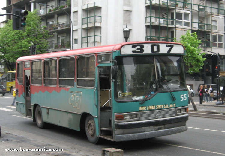 Mercedes-Benz OH 1315 - Ottaviano - Emp.Línea Siete
RQF 818 - ex patente B.2297595

Línea 307 (Prov. Buenos Aires), interno 55
