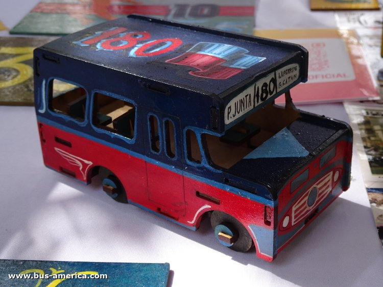Bus America - LVM [juguete / miniatura] 
[url=https://bus-america.com/galeria/displayimage.php?pid=70418]https://bus-america.com/galeria/displayimage.php?pid=70418[/url]

Línea 180 (Buenos Aires) [juguete / miniatura]
