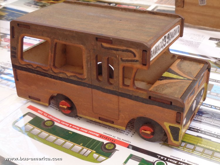 Bus América - Santa Fe [juguete / miniatura]
Línea 39 (Buenos Aires) [juguete / miniatura]
