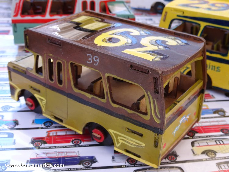 Bus America - Santa Fe [juguete / miniatura]
[url=https://bus-america.com/galeria/displayimage.php?pid=69602]https://bus-america.com/galeria/displayimage.php?pid=69602[/url]

Línea 39 (Buenos Aires), interno 3 [juguete / miniatura] 
