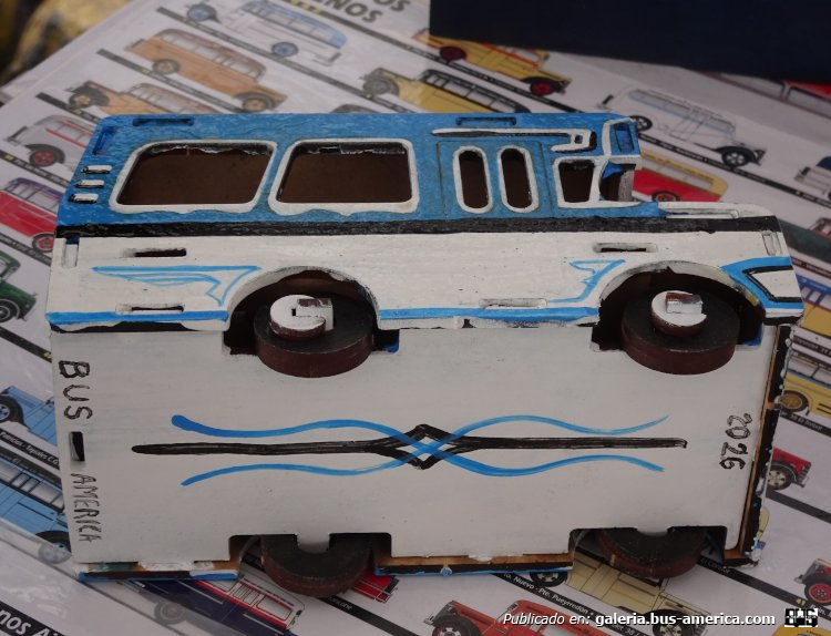 Bus América - 12 de Octubre [juguete / miniatura]
[url=https://bus-america.com/galeria/displayimage.php?pid=70716]https://bus-america.com/galeria/displayimage.php?pid=70716[/url]
[url=https://bus-america.com/galeria/displayimage.php?pid=70717]https://bus-america.com/galeria/displayimage.php?pid=70717[/url]

Línea 7 (Buenos Aires)

