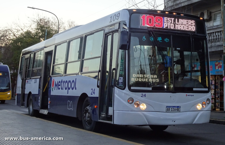 Mercedes-Benz OH 1721 L SB - Metalpar Iguazu 2010 PH 103 - Nueve de Julio , Metropol
AB 126 BE
[url=https://bus-america.com/galeria/displayimage.php?pid=70907]https://bus-america.com/galeria/displayimage.php?pid=70907[/url]

Línea 109 (Buenos Aires), interno 24
Ex línea 195 (Buenos Aires), interno 104
