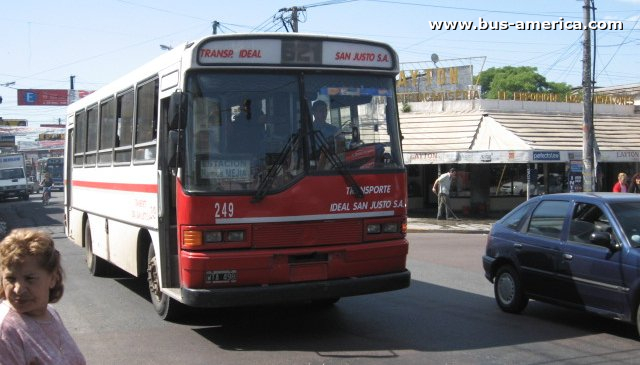 Mercedes-Benz OH 1315 - Bus - Transp. Ideal San Justo
WTA 498 - ex patente T.133058

Línea 621 (Pdo. La Matanza), interno 249
