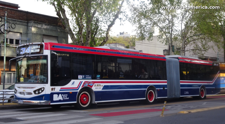 Mercedes-Benz O 500 UA - Ugarte Europeo Articulado - J.B.Justo
AI 334 UN
[url=https://bus-america.com/galeria/displayimage.php?pid=70945]https://bus-america.com/galeria/displayimage.php?pid=70945[/url]

Línea 34 (Buenos Aires), interno 37

