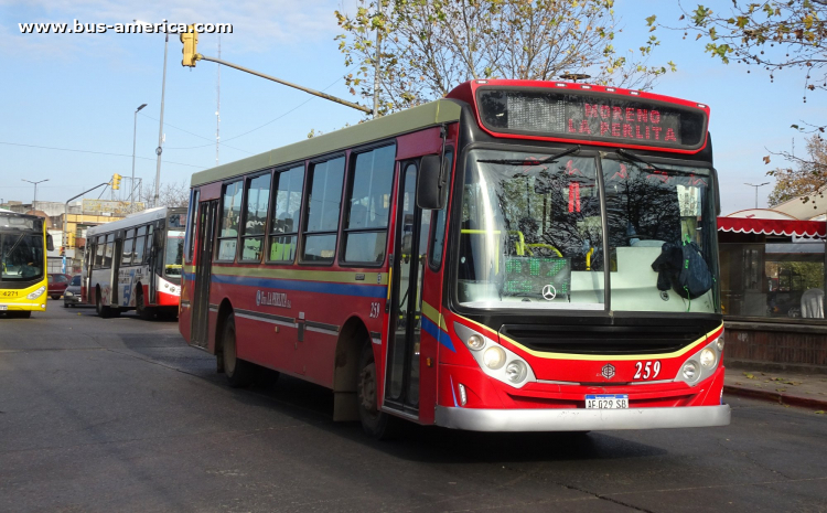 Mercedes-Benz OF 1621 - BiMet - La Pelita
AF 029 SB

Línea 501 (Pdo. Moreno), interno 259
