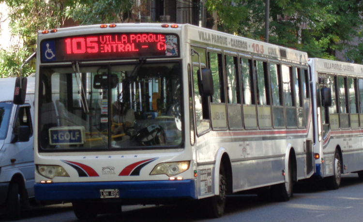 TATSA Puma D 12 - América
LNH 485

Línea 105 (Buenos Aires), interno 26
