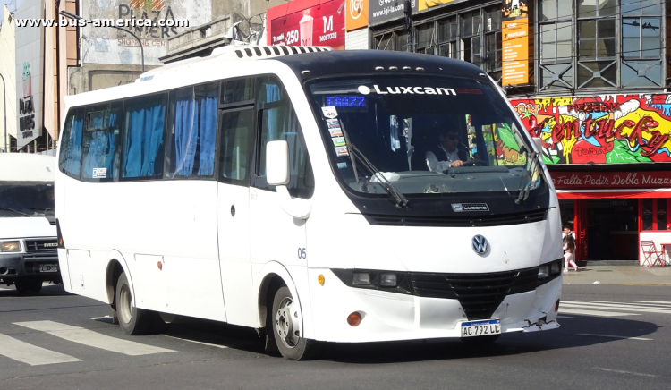 Volkswagen 9.160 OD - Lucero Halley H3 L447 - Vía Spegazini
AC 792 LL

Vía Spegazzini (Buenos Aires)
