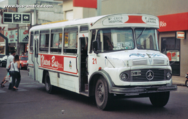 Mercedes-Benz LO 1114 - El Diseño M-MB-LO 1114/517-002 - Nuevo Bus
WZU 461 - ex patente C.1115365

Línea 504 (Pdo. Olavarría), interno 21
