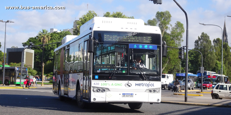 King Long XMQ6127G (en Argentina) - Metropol
AH 869 BV

Línea 151 (Buenos Aires), interno 420
