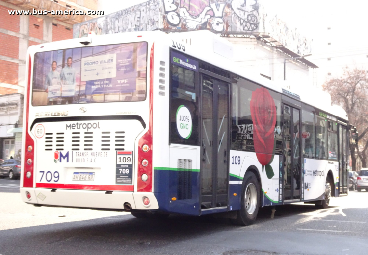 King Long XMQ6127G (en Argentina) - Nueve de Julio , Metropol
AH 846 RR
[url=][/url]

Línea 109 (Buenos Aires), interno 709
