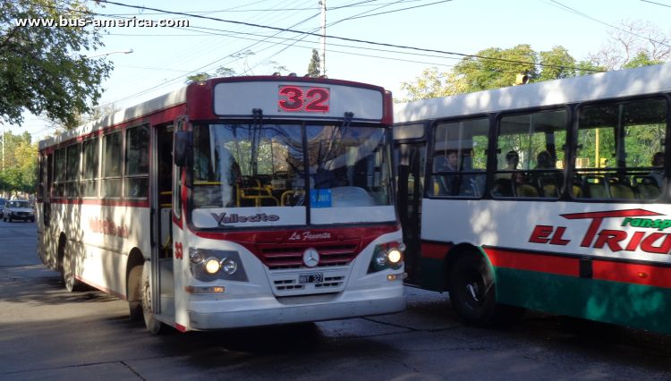 Mercedes-Benz OF 1418 - La Favorita Favorito GR - Vallecito
MNY 327
[url=https://bus-america.com/galeria/displayimage.php?pid=61327]https://bus-america.com/galeria/displayimage.php?pid=61327[/url]

Línea 36 (San Juan), interno 33
