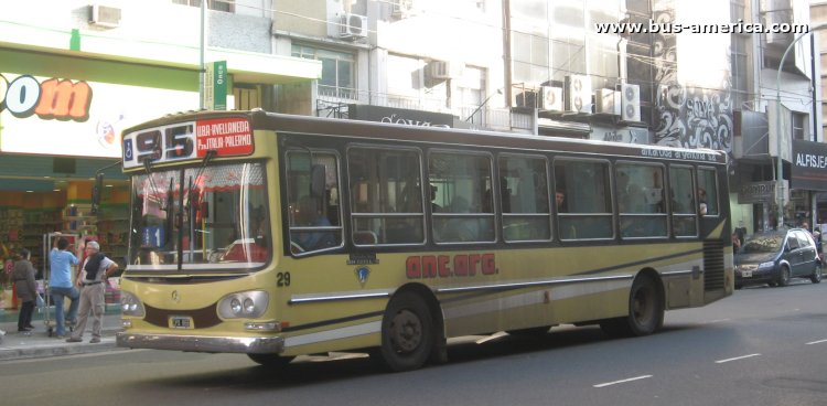 Mercedes-Benz OH 1315 L SB - La Favorita 74/2005 - Ant.Arg
IPQ 898
[url=https://bus-america.com/galeria/displayimage.php?pid=63952]https://bus-america.com/galeria/displayimage.php?pid=63952[/url]

Línea 95 (Buenos Aires), interno 29
