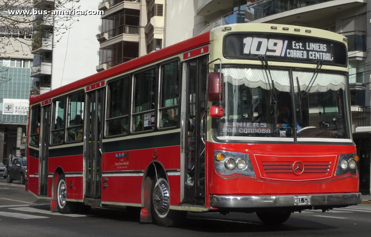 Mercedes-Benz OH 1618 L SB - La Favorita Favorito GR 84/2010 - Nueve de Julio
MAX 528

Línea 109 (Buenos Aires), interno 2
