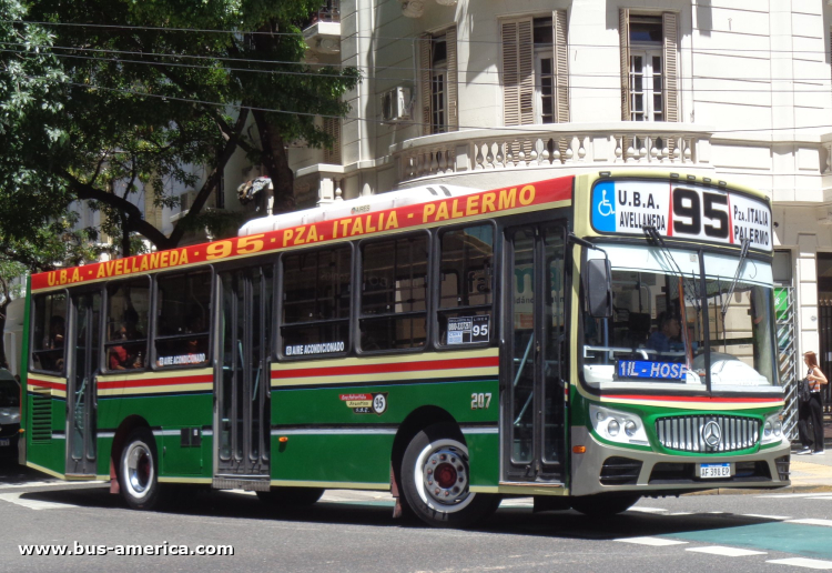 Mercedes-Benz OH 1621 L SB - La Favorita Favorito GR 95/2016 - Ant.Arg
AF 398 EP
[url=https://bus-america.com/galeria/displayimage.php?pid=68176]https://bus-america.com/galeria/displayimage.php?pid=68176[/url]

Línea 95 (Buenos Aires), interno 207
Ex línea 95 (Buenos Aires), interno 7 [2022 - 2024]
