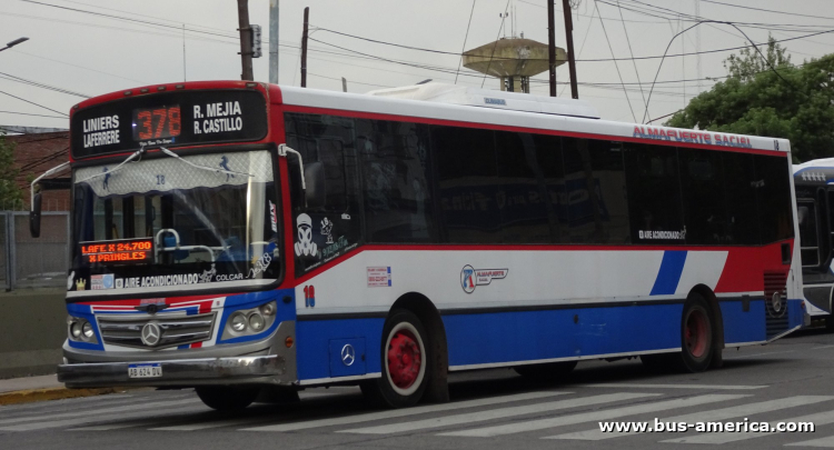 Mercedes-Benz OH 1721 L SB - La Favorita Favorito GR 96/2016 - Almafuerte
AB 624 DV
[url=https://bus-america.com/galeria/displayimage.php?pid=67270]https://bus-america.com/galeria/displayimage.php?pid=67270[/url]
[url=https://bus-america.com/galeria/displayimage.php?pid=67272]https://bus-america.com/galeria/displayimage.php?pid=67272[/url]

Línea 378 (Prov.Buenos Aires), interno 18
