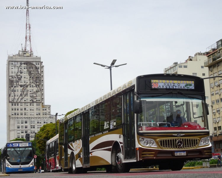 Mercedes-Benz OH 1721 L SB - La Favorita Favorito GR 96/2016 - Transp. Santa Fe 
AE 851 IV

Línea 39 (Buenos Aires), interno 50
