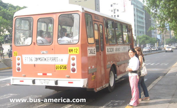 Ford - Morillas - E.T.36 San Martín de Porres
UI6726
http://galeria.bus-america.com/displayimage.php?pos=-2404
