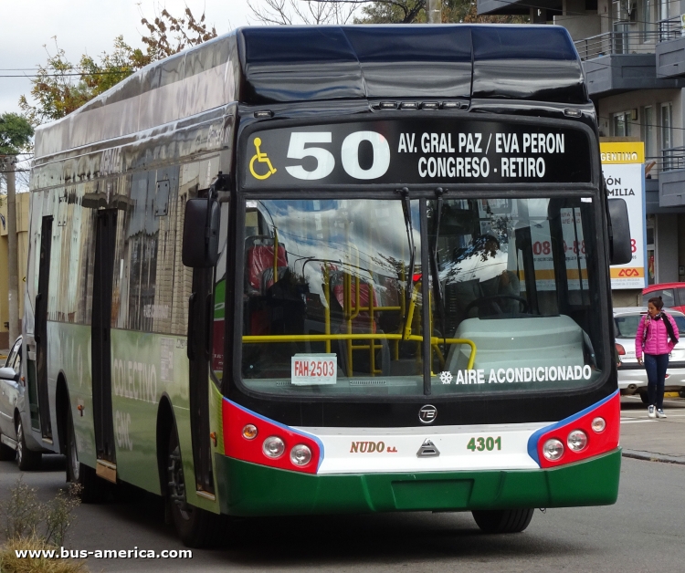 Agrale MT 17.0 LE - Todo Bus Pompeya III - NUDO
Línea 50 (Buenos Aires), interno 4301



Archivo originalmente posteado en mayo de 2019
