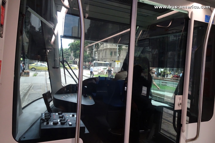 Alstom Citadis 402 - VLT Carioca
Linha 1 (Rio de Janeiro)

(Vista interior de la unidad)



Archivo originalmente posteado en marzo de 2018, y por segunda vez en abril de 2020 
