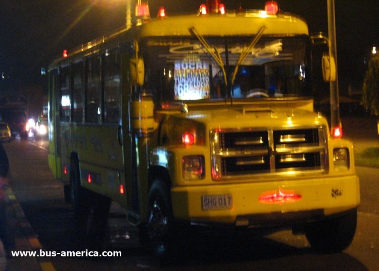 Chevrolet Kodiak B-70 - Cedal - EXIMSA
SHG 017

Ruta 950 (Bogotá)
