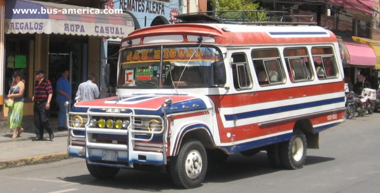 Dodge D - Sindicato Ciudad de Cochabamba
497BOA
