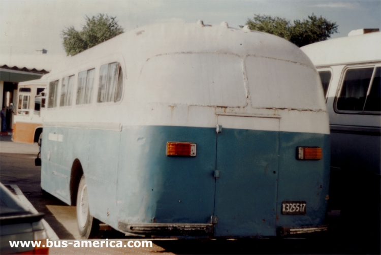 Ford B-600 - La Unica
X.325517
