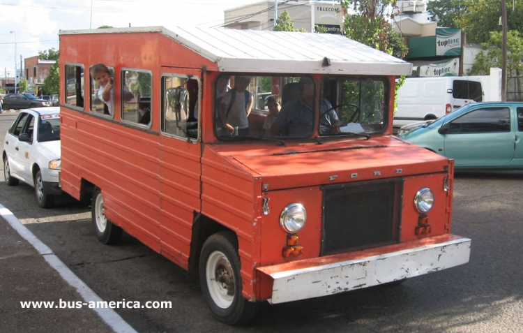 Ford F-100 - Paco - Paco
Carrocería hecha en Concordía , en San Juan y Coldaroli

