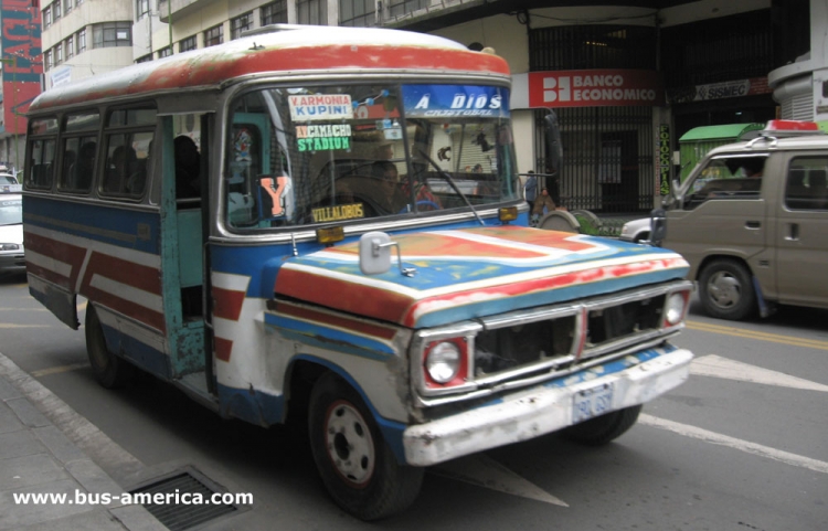 Ford F-4000 - Caio Jaragua (en Bolivia) - San Cristobal 
190GSY
