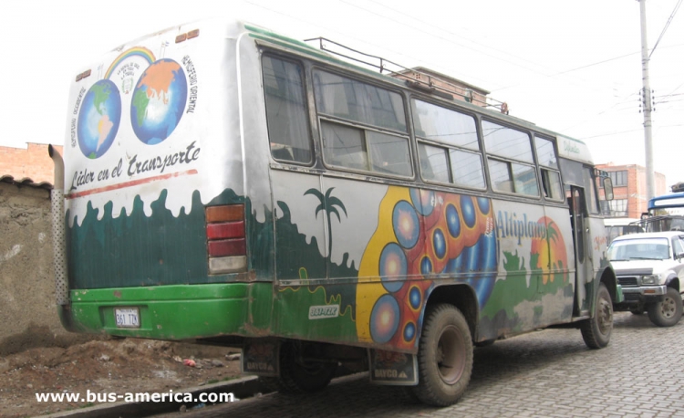Mercedes-Benz L 1517 - Caio Gabriela Andino (en Bolivia) - Altiplano
361 TZK
