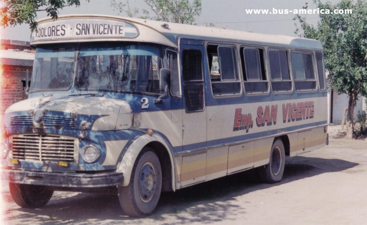 Mercedes-Benz LO 1114 - Crovara - Emp. San Vicente
