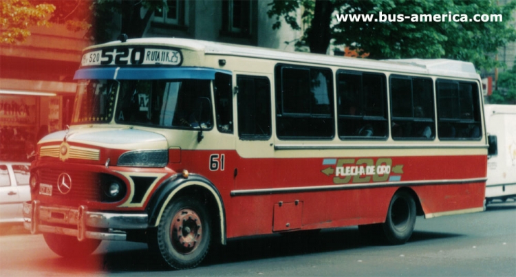 Mercedes-Benz LO 1114 - El Detalle - Flecha de Oro
B.2093812 - TCY879
Para conocer sobre la historia de esta línea, se puede consultar la nota de Gustavo Del Manzo en BusArg - [url=http://www.busarg.com.ar/laplata520.htm]línea 520[/url]
