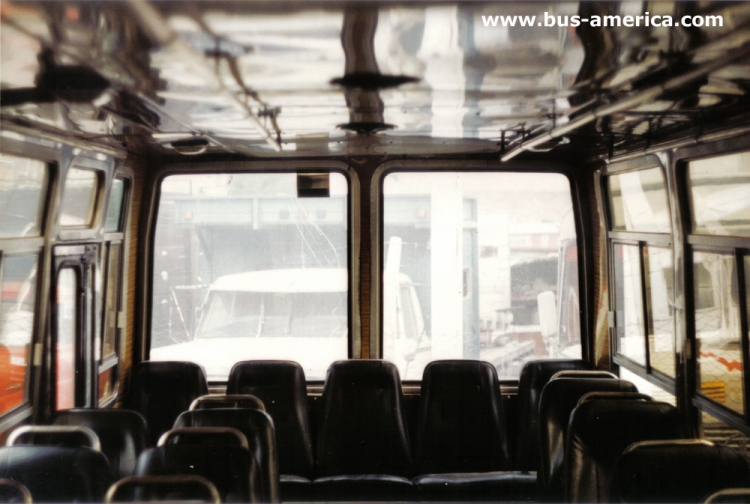 Mercedes-Benz LO 1114 - Suyai
C.1209169
(vista interior de la unidad)
(ex interno ... de la línea 106 < ex interno ...¿de la línea 39?)
