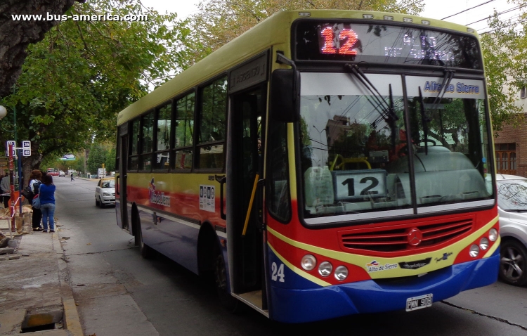 Mercedes-Benz OF 1418 - Metalpar Tronador 2010 - Alto de Sierra
PMN908

Línea 12, interno 24
