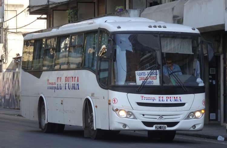 Mercedes-Benz OF 1418 - Saldivia Aries 2 325 - El Puma
IPC040
[url=http://galeria.bus-america.com/displayimage.php?pid=45709]http://galeria.bus-america.com/displayimage.php?pid=45709[/url]

Concesión 286 (Prov. Santa Fe), interno 1



Archivo posteado originalmente en septiembre de 2018

