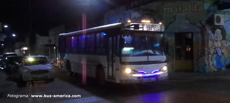 Mercedes-Benz OF 1417 - Bi-Met Corbus - Buses del Uruguay
FTV294
[url=http://galeria.bus-america.com/displayimage.php?pid=43599]http://galeria.bus-america.com/displayimage.php?pid=43599[/url]

Línea 4 (Concepción del Uruguay), interno 8
