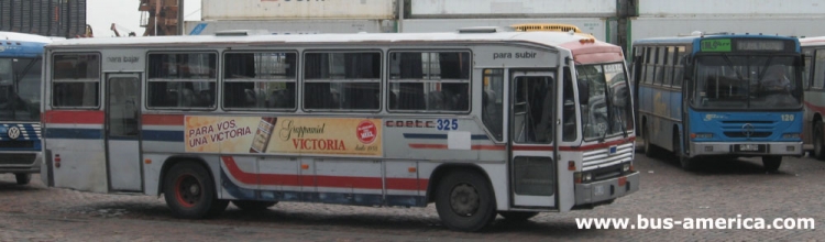 Mercedes-Benz OH 1318 - Caio Vitoria Intercity (en Uruguay) - C.O.E.T.C.
(unidad que mantiene el corte de pintura de CODET, fusionada en COETC)
Para conocer mas sobre la historia de esta empresa puede consultar en la nota del [url=http://www.grupoaclo.es.tl/Coetc-_-47-A%F1os-de-Historia.htm]Grupo ACLO sobre C.O.E.T.C.[/url] y sobre la fusionada [url=http://grupoaclo.blogspot.com/2009/05/empresas-desaparecidas-ii-codet-las_126.html]C.O.D.E.T.[/url]
