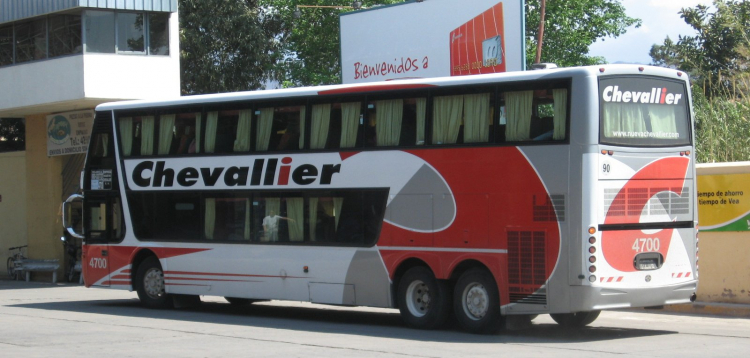 Volvo B10R - Metalsur Arrowliner 405 - Chevallier
EFV 108

Nueva Chevallier, interno 4700
