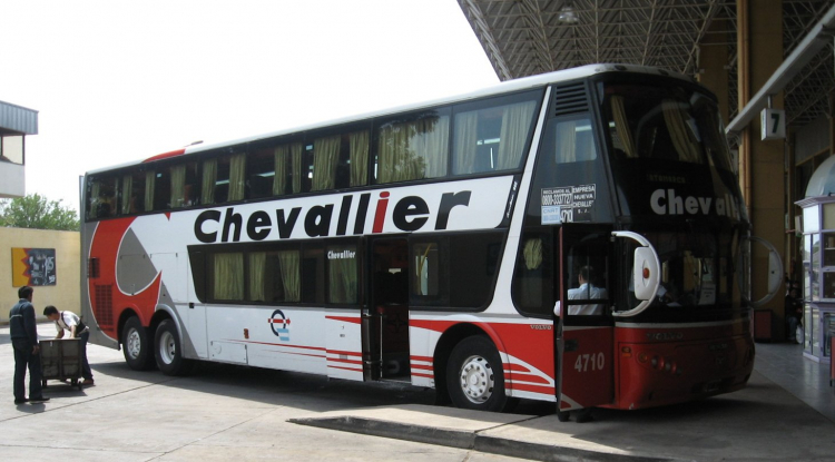 Volvo B10R - Metalsur Arrowliner 405 - Chevallier
Nueva Chevallier, interno 4710
