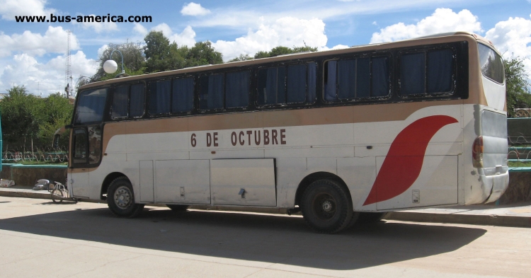 Mercedes-Benz - 6 de Octubre
455ISK - ex PBA257
http://galeria.bus-america.com/displayimage.php?pos=-22569
