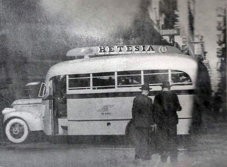 RECUERDOS
OMNIBUS URBANO DE LA CIUDAD DE BUENOS AIRES
FOTO CEDIDA POR UNA AMIGA
Palabras clave: URBANO