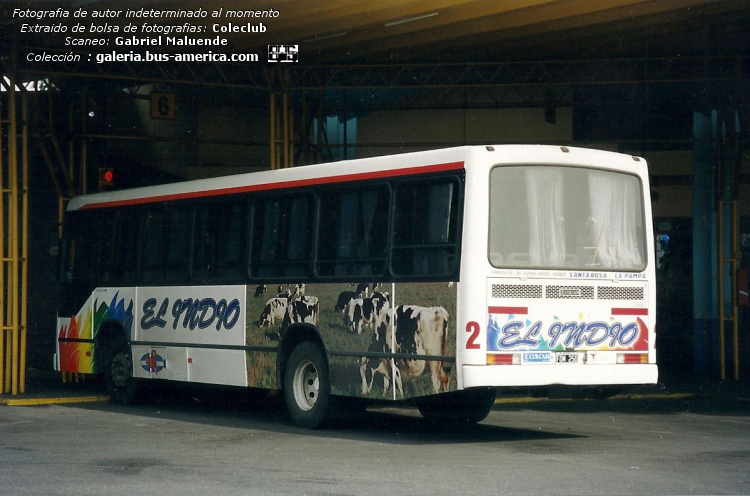 Mercedes-Benz OF 1721 - Marcopol Torino GV - El Indio
FOM 250
[url=https://bus-america.com/galeria/displayimage.php?pid=56319]https://bus-america.com/galeria/displayimage.php?pid=56319[/url]
[url=https://bus-america.com/galeria/displayimage.php?pid=56321]https://bus-america.com/galeria/displayimage.php?pid=56321[/url]

El Indio (Prov. La Pampa), interno 2

Fotógrafo: desconocido
Scaneo: Gabriel Maluende
Colección: www.bus-america.com
